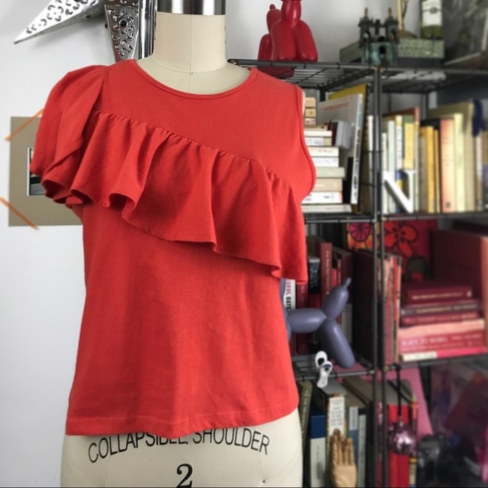 Anthro Ruffled Asymmetry Shell by Postmark Tee - Picture 4 of 8